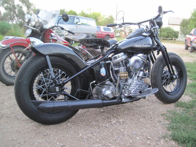 1953 Harley-Davidson Panhead Bobber Right Side